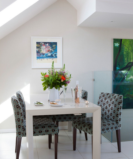 mesa-de-jantar-confortavel